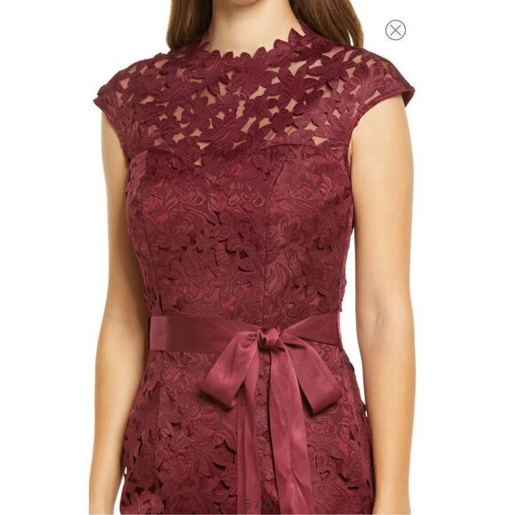 Chi chi London high low maroon dress - Picture 2 of 6